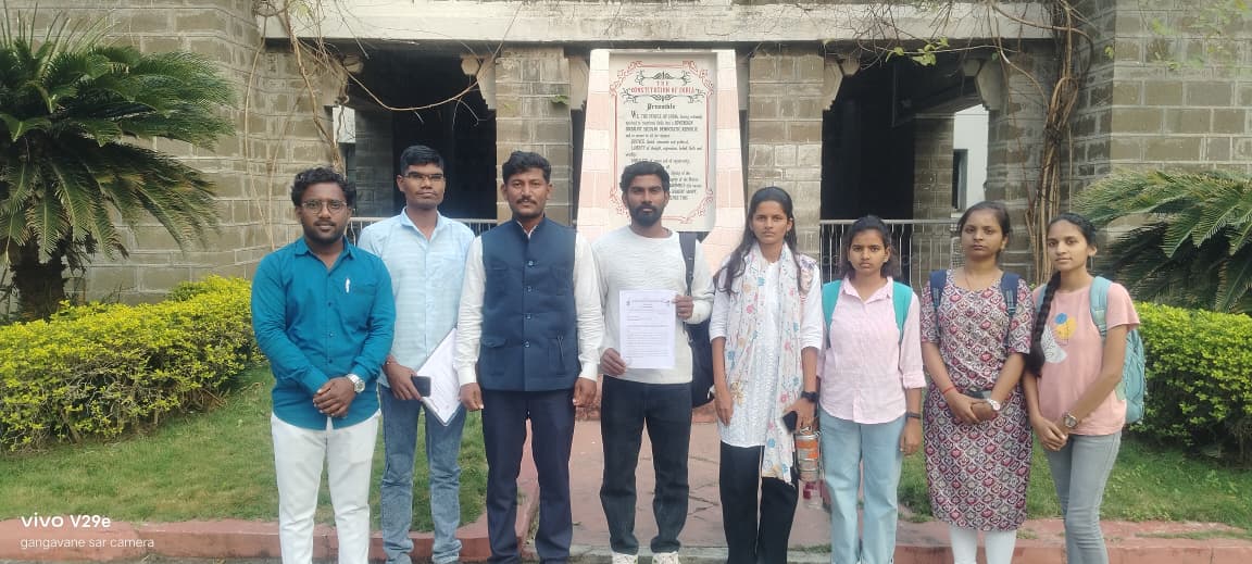 पीएच. डी. करावी की सोडावी?: तब्बल १८ महिन्यांपासून प्रक्रिया प्रलंबित; प्रश्न मार्गी लावा, 'एसएफआय'चे कुलगुरूंना साकडे - Chhatrapati Sambhajinagar News