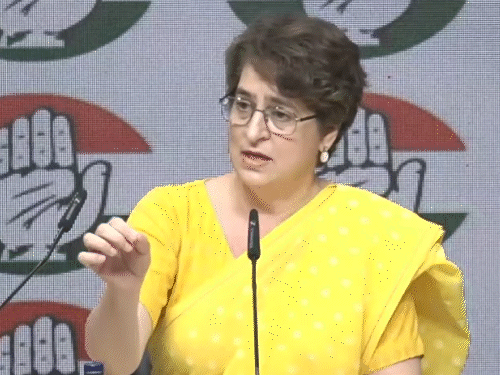 Women Reservation Bill Defeated in Parliament | Priyanka Gandhis Support