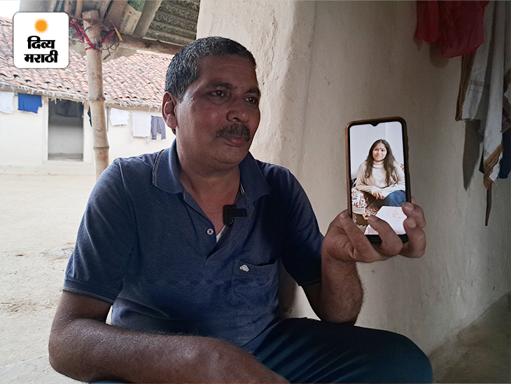 ब्लॅकबोर्ड- मुलीचा मृतदेह आई-मुलाने फासावरून खाली उतरवला: पाहताच वेडा झाला, ती म्हणाली होती- NEET परीक्षेवरून परत येताना मोमोज घेऊन येईन आकांक्षाचा फोटो दाखवून रडू लागतात.