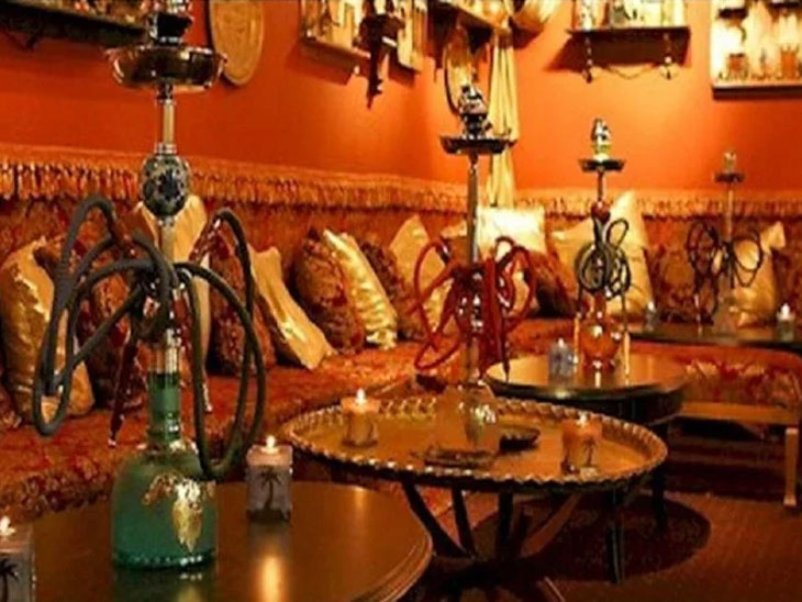 Hookah bar found in near Gujarat College, Ahmedabad ગુજરાત કોલેજ પાસે