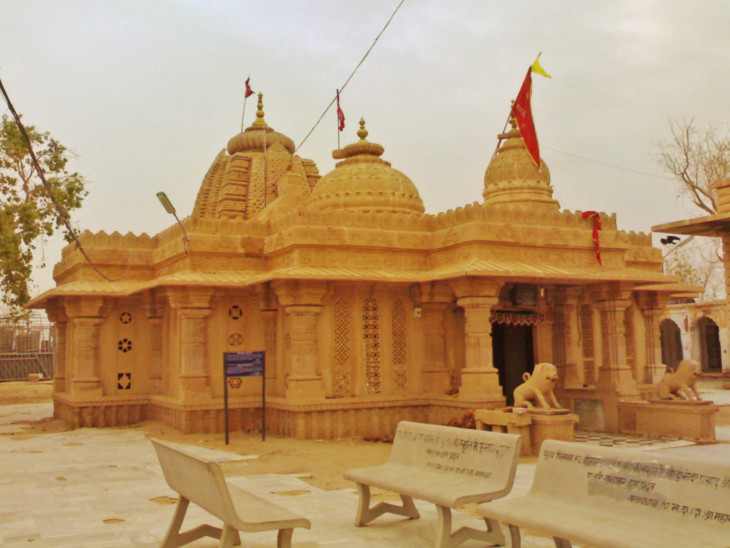 રાજસ્થાનના નાગૌરમાં 2000 વર્ષ જૂનું દધિમતી માતાનું મંદિર છે, ગુંબજ પર અંકિત છે આખું રામાયણ|ઈન્ડિયા,National - Divya Bhaskar