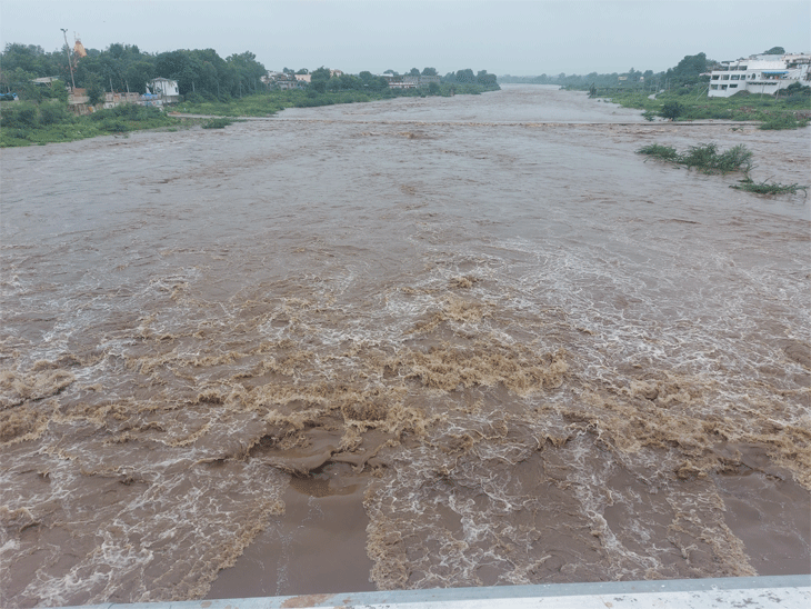 અરવલ્લીની નદીઓમાં વરસાદને પગલે ઘોડાપૂર