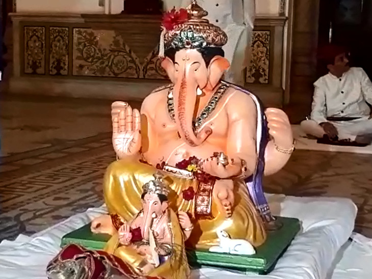 વડોદરાના રાજમહેલમાં શ્રીજી
