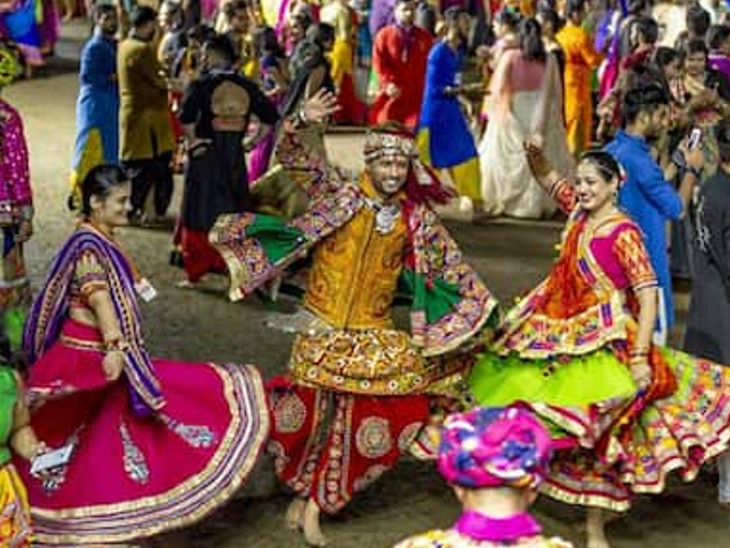 સરકાર શું જાહેરાત કરશે તે માટે આયોજકો આતુરતાથી રાહ જોઈ રહ્યાં છે