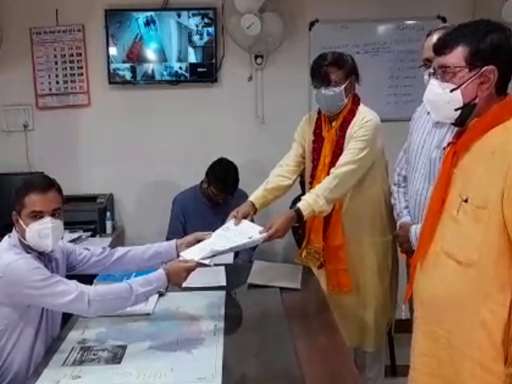 મોરબીમાં ભાજપના ઉમેદવાર બ્રિજેશ મેરજાએ ફોર્મ ભર્યુ