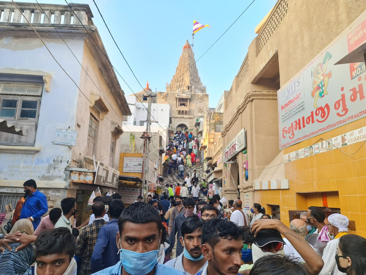 દ્વારકાંમાં ભાવિકોની ભીડ જામી