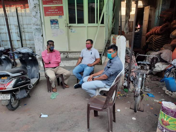 કોંગ્રેસના નેતાઓને નજરકેદ કરાયાં