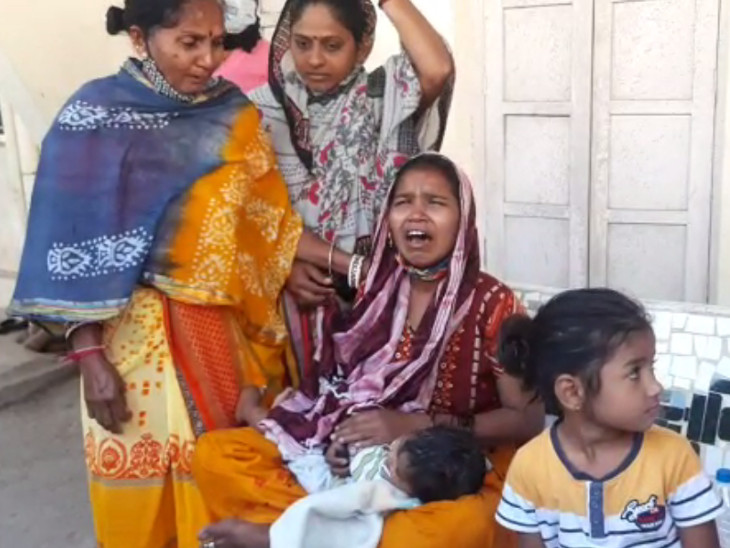 મૃતકની પત્ની અને બે બાળકો