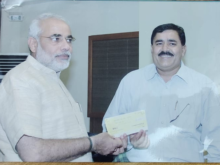 rajkot maruti courier chairman declate candidate of rajya sabha ...