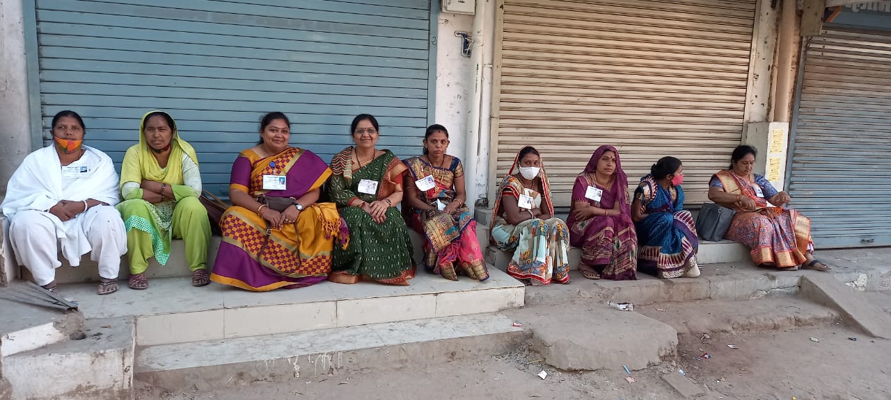 મ્યુન્સિપલ હાઇસ્કૂલ ખાતે નગરપાલિકાની ચૂંટણીની મતગણતરી શરૂ કરાઈ છે
