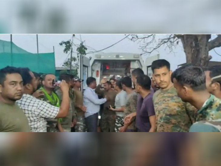 Release of Cobra Commando hostage after Naxal attack and important ...