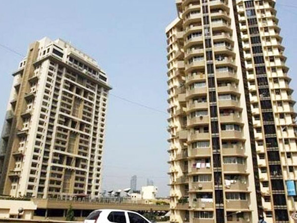 Preparation of police complaint against 3,000 buildings in Ahmedabad city without fire NOC, electricity and water supply will also be cut off. | ફાયર NOC વગરની અમદાવાદ શહેરની ત્રણ હજાર બિલ્ડિંગ સામે પોલીસ ફરિયાદની તૈયારી, વીજળી અને પાણીનું જોડાણ પણ કપાઈ જશે - Vimarsana News