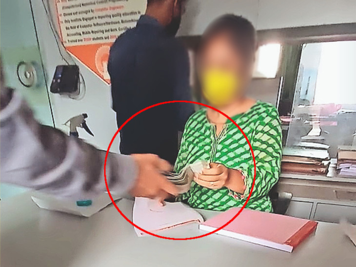 A scam to sell some institution for Rs. | સરકારી નોકરીમાં ફરજિયાત CCC સર્ટિફિકેટ પરીક્ષા આપ્યા વગર ઠોઠને હોંશિયાર બતાવવા અમુક સંસ્થાનું 2300 રૂપિયામાં વેચવાનું કૌભાંડ - Vimarsana News