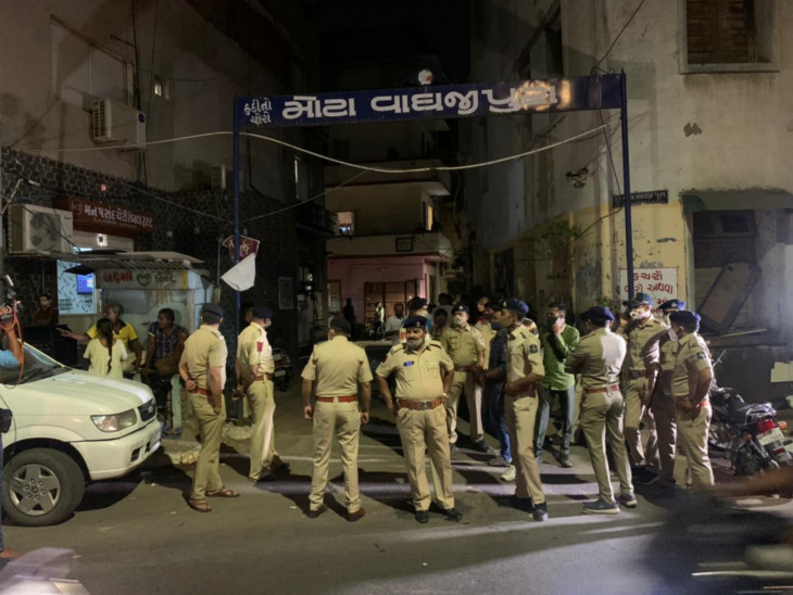 150 gamblers nabbed by State Monitoring Cell at manpasand club in Dariapur