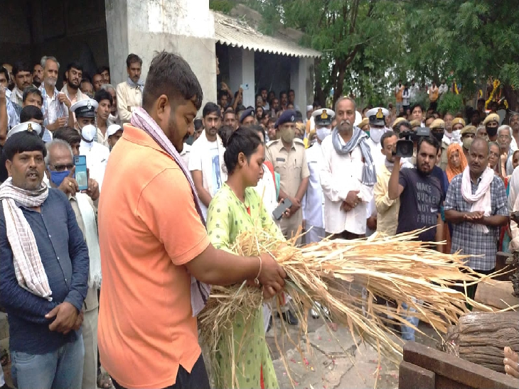 બહેન દ્વારા ભાઈની અંતિમવિધિ કરવામા આવી