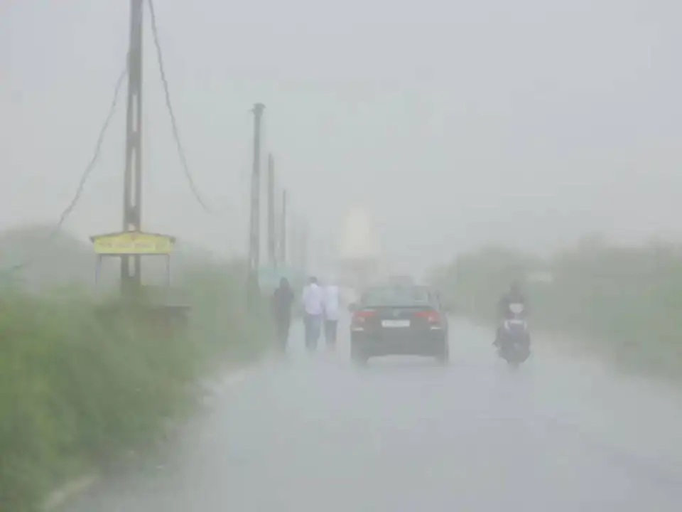 south gujarat and saurashtra receives rain up to 5 inch yesterday | દક્ષિણ ગુજરાત-સૌરાષ્ટ્રમાં મેઘરાજાની ધમાકેદાર બેટિંગ, વલસાડ, અમરેલીમાં 5 ઈંચ સુધી વરસાદ, 112 તાલુકાઓમાં ભારેથી લઈ સામાન્ય વરસાદ - Vimarsana News