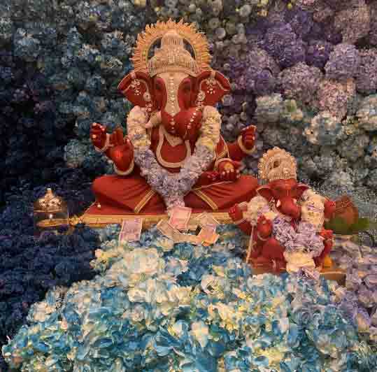 , બાપ્પાનું વિસર્જન:શિલ્પા શેટ્ટીએ સાસુ-સસરા સાથે ઘરમાં જ ગણપતિનું વિસર્જન કર્યું, સલમાનની બહેને પણ ગણેશજીને ભાવભીની વિદાય આપી, The World Live Breaking News Coverage & Updates IN ENGLISH
