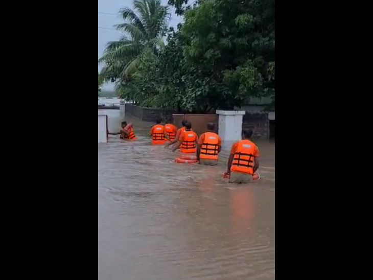 Rescue operation was carried out by SDRF in Dhunwa