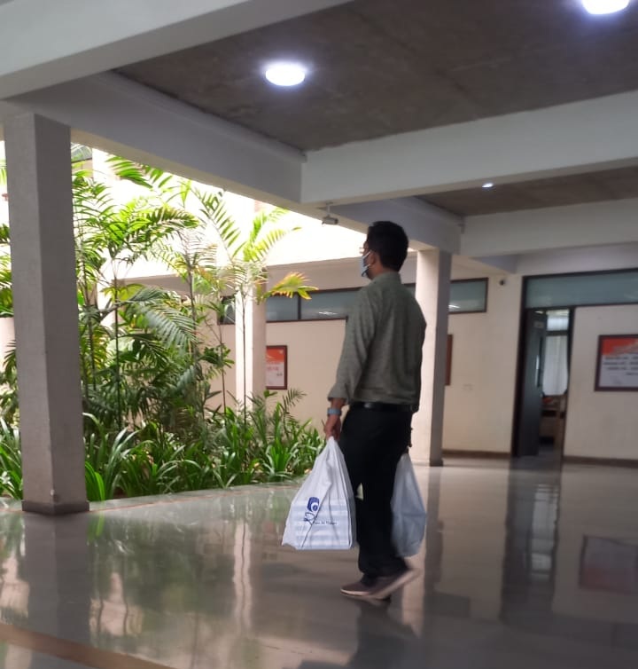 કમલમમાં મીઠાઈઓ પહોંચી.