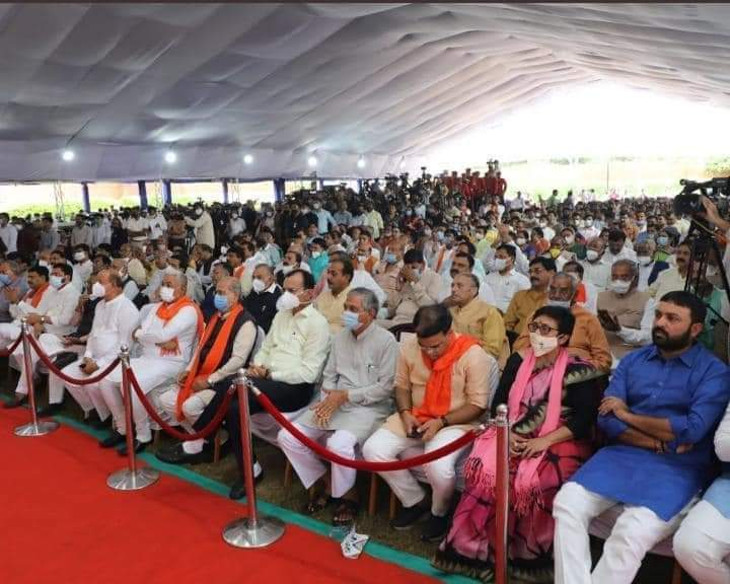 સિનીયરોની અવગણના ભાજપ માટે બનશે પડકારજનક?