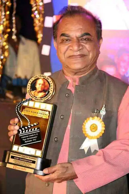 , નટુકાકાની અંતિમ સફર:સ્વામિનારાયણ સંતે ઘનશ્યામ નાયકના મોંમાં તુલસીનું પાન મૂક્યું હતું, અંતિમ યાત્રા તસવીરોમાં, The World Live Breaking News Coverage & Updates IN ENGLISH