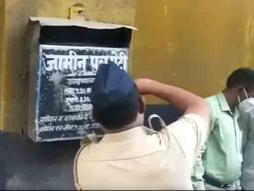 Aryan Khan's bail order arrives late in jail, will now come out tomorrow.
