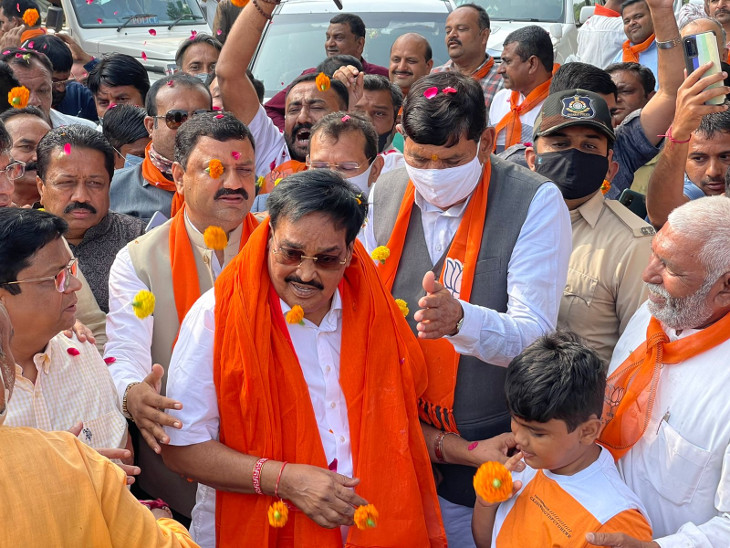 ભાજપ દ્વારા પાટીલનું સ્વાગત.