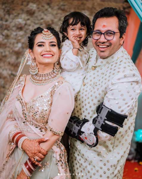 , ‘રીટા રિપોર્ટર’ ફરી પરણી:’તારક મહેતા..’ ફૅમ પ્રિયા-માલવે બીજીવાર લગ્ન કર્યા, મહેંદીથી લઈ વેડિંગ સેરેમની તસવીરોમાં માણો, The World Live Breaking News Coverage & Updates IN ENGLISH