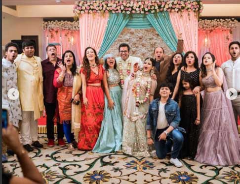 , ‘રીટા રિપોર્ટર’ ફરી પરણી:’તારક મહેતા..’ ફૅમ પ્રિયા-માલવે બીજીવાર લગ્ન કર્યા, મહેંદીથી લઈ વેડિંગ સેરેમની તસવીરોમાં માણો, The World Live Breaking News Coverage & Updates IN ENGLISH