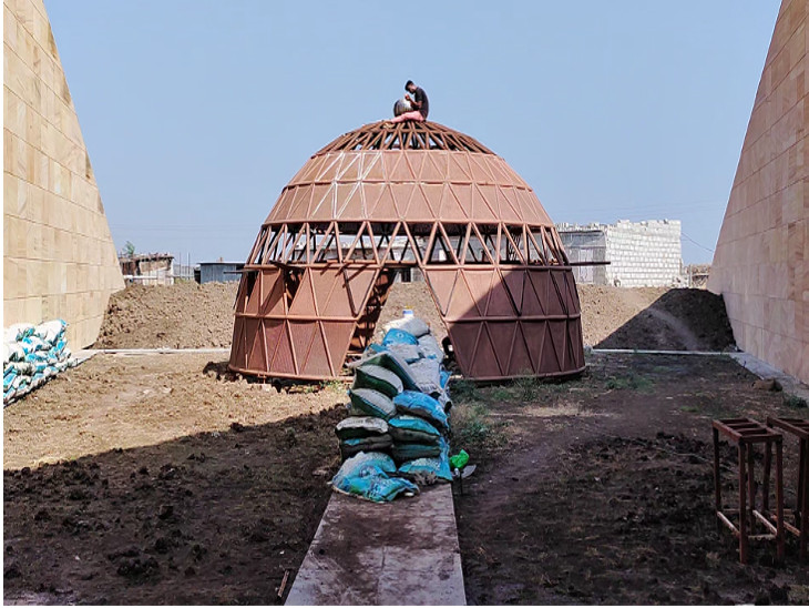 આ મેગા પ્રોજેક્ટ માટે પહેલા કન્સલન્ટન્ટ તરીકે આર્કિટેકની નિમણુંક કરવાનો વિચાર કરાયો હતો