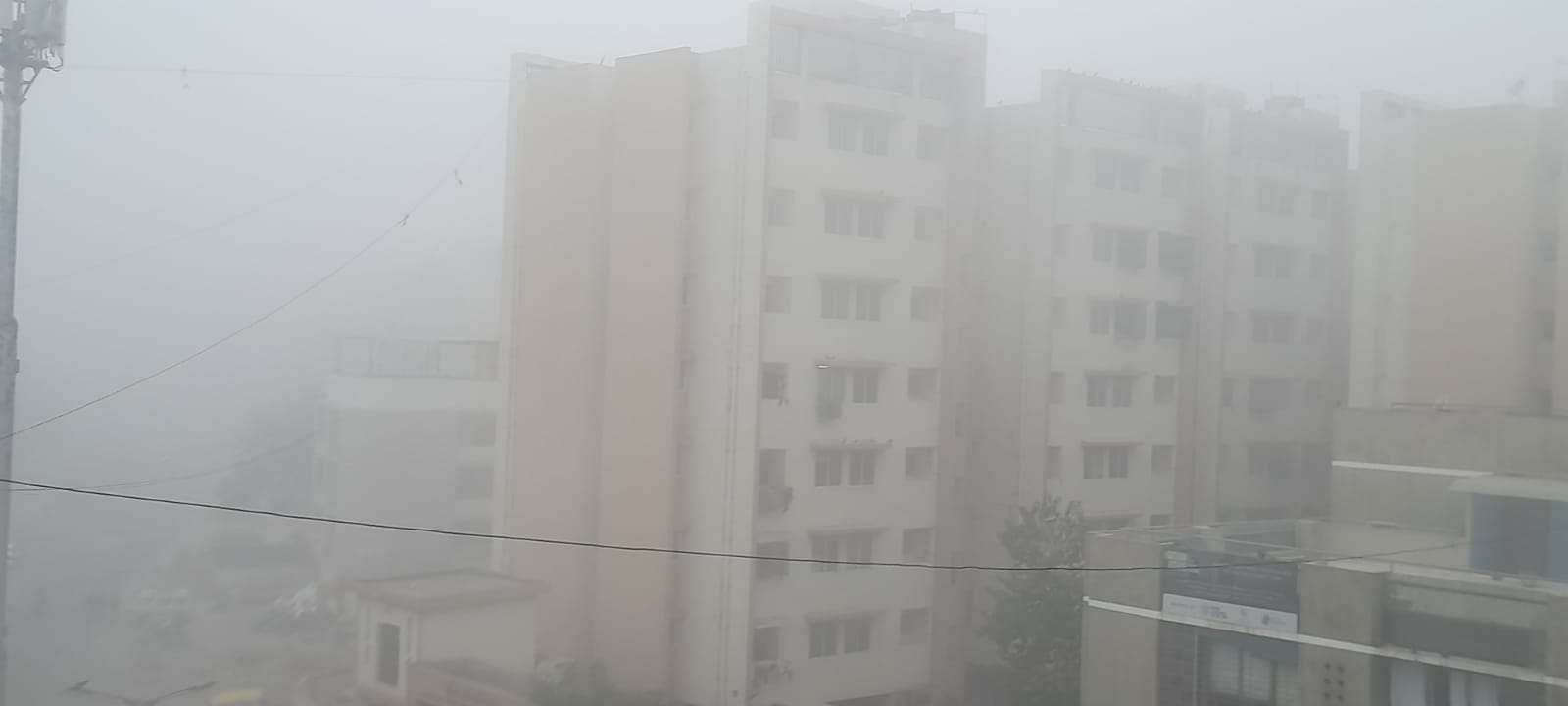 છેલ્લા 24 કલાકમાં ઠંડી 2 ડીગ્રી સુધી ઘટી હતી.