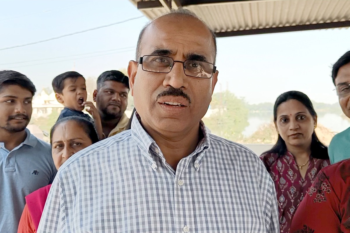 જયેશભાઇ પટેલ, વાલી.
