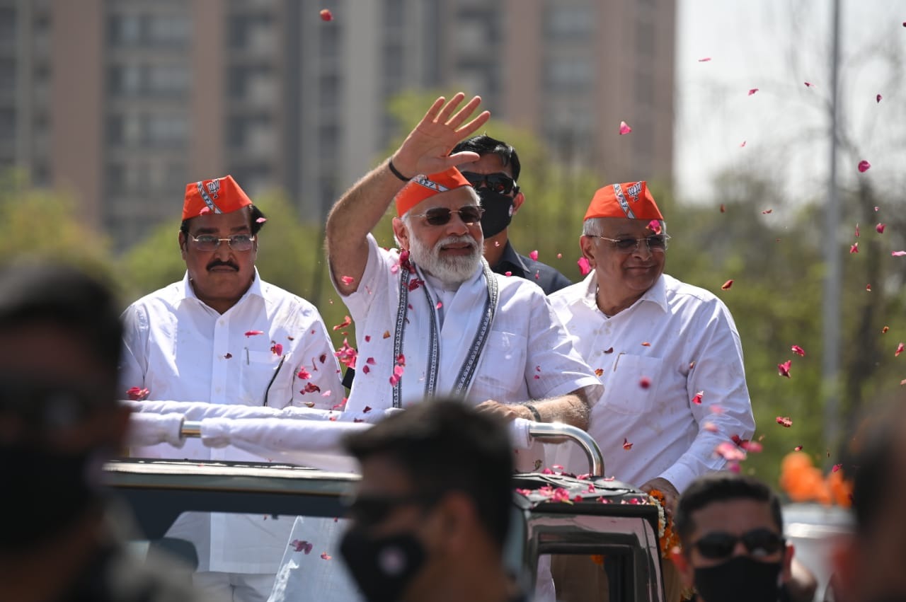 Today, Prime Minister Modi's road show from the airport to Kamalam, 4 lakh people will give a grand welcome to PM Modi