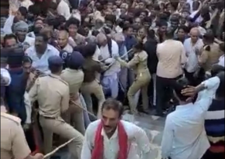 ભક્તોની ભીડ ઊમટી