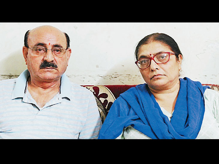 Kashmiri Pandit in Rajkot Pyarelal, brother of Girja Tiku, talks about the 1990 incident.
