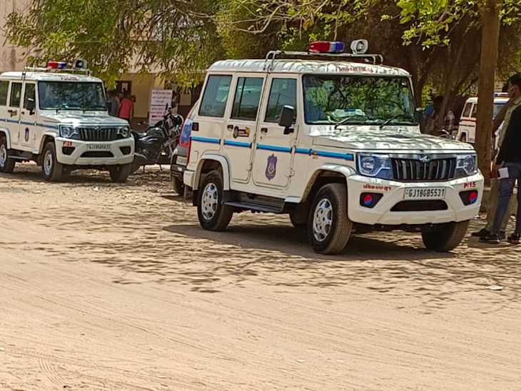 As soon as the police vehicle arrived at the RTO, there was panic ...