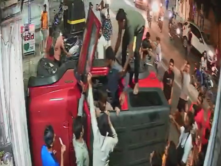 Two were pulled out of the jeep.