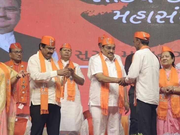 સાબરકાંઠા અને બનાસકાંઠામાં અનેક લોકો ભાજપમાં જોડાયાં હતાં