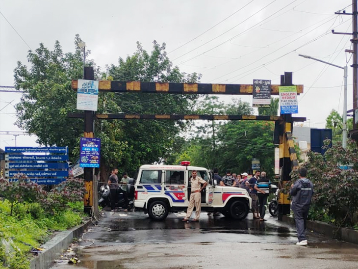રાજકોટમાં પણ માર્ગો બંધ કરાયા