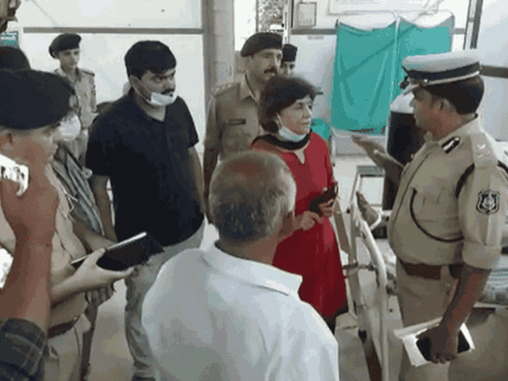 ઘટનાના પગલે રેન્જ આઈ.જી. બોટાદ પહોંચ્યા હતા