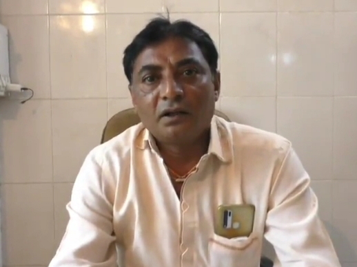 ધામણવાના સરપંચ.