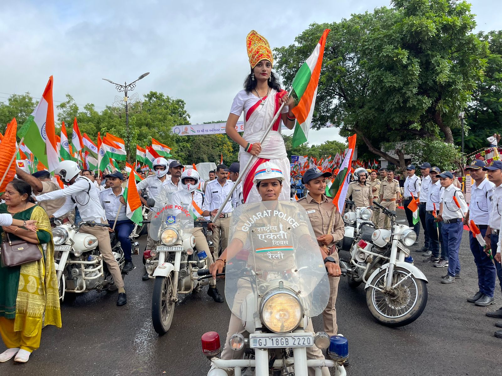 સાંસ્કૃતિક કાર્યક્રમો યોજાયા.