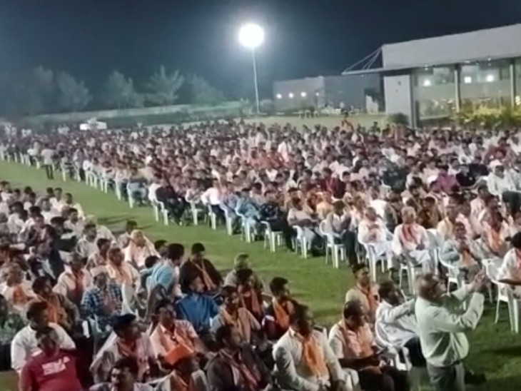 કેતન ઇનામદારની સભામાં મોટી સંખ્યામાં લોકો ઉમટી પડ્યા હતા.