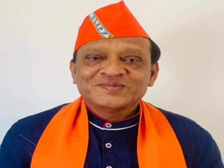 કરજણના બળવાખોર પૂર્વ ધારાસભ્ય સતિષ પટેલ (નિશાળીયા).