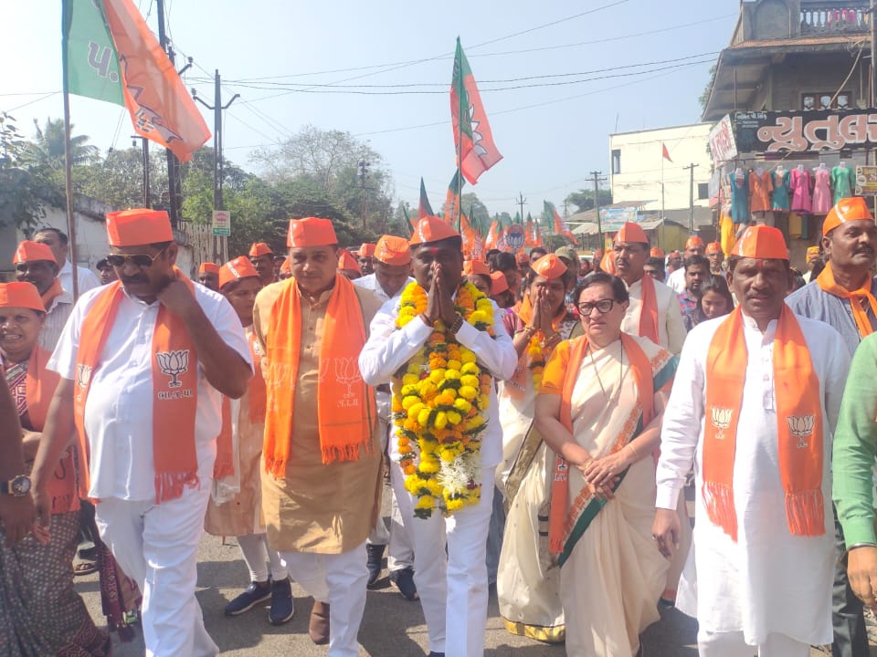 BJP-AAP submit nomination forms in Dang; After holding the rally, he ...