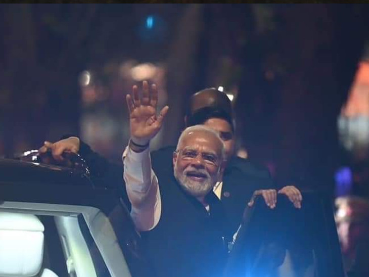 રોડ શો વડાપ્રધાન દ્વારા કરવામાં આવ્યો હતો.