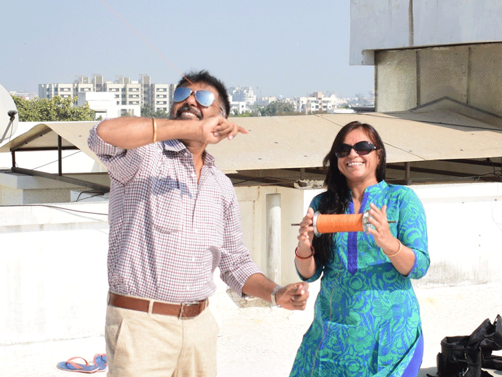 કાપ્યો છે... લપેટ...લપેટની ચિચિયારીઓ ગુંજી ઉઠી.