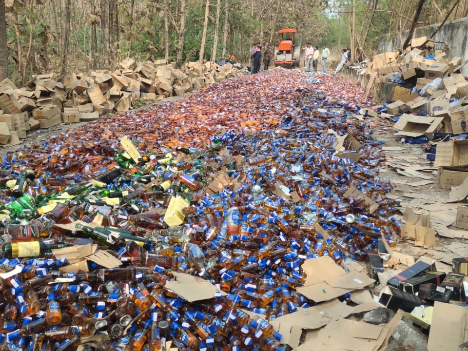 70 thousand liquor bottles seized in different police stations of