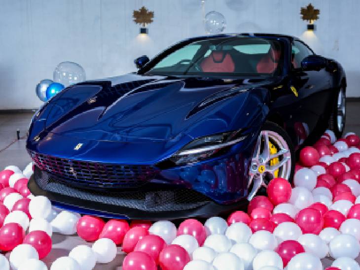 Country's first car with blue Tour de France color combination; Top ...