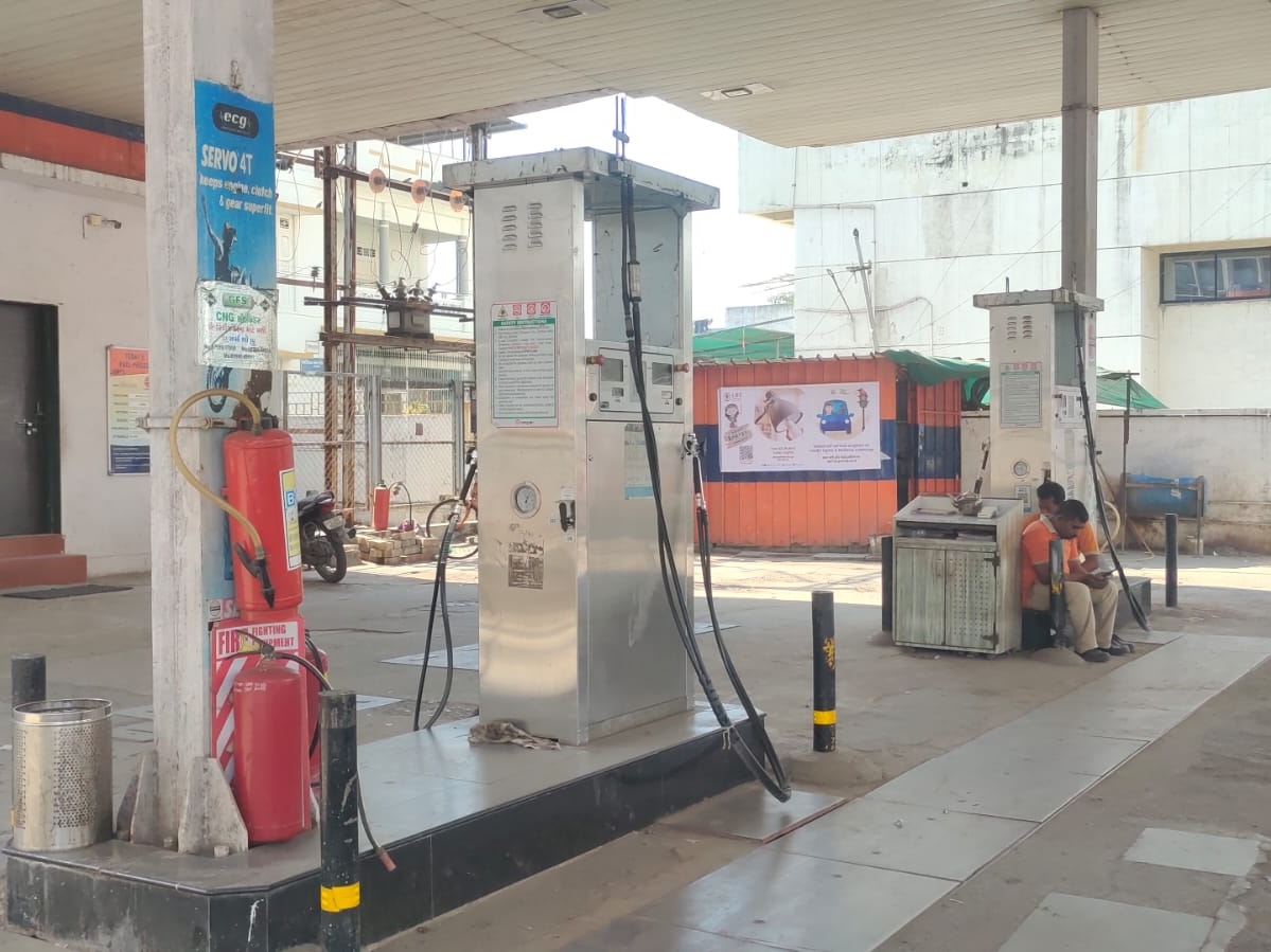 Over 40 CNG pumps in Bharuch district remained closed, leaving